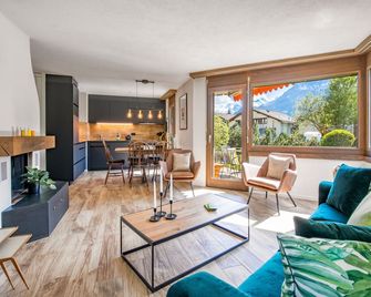 Chalet Petunia - Lauterbrunnen - Living room