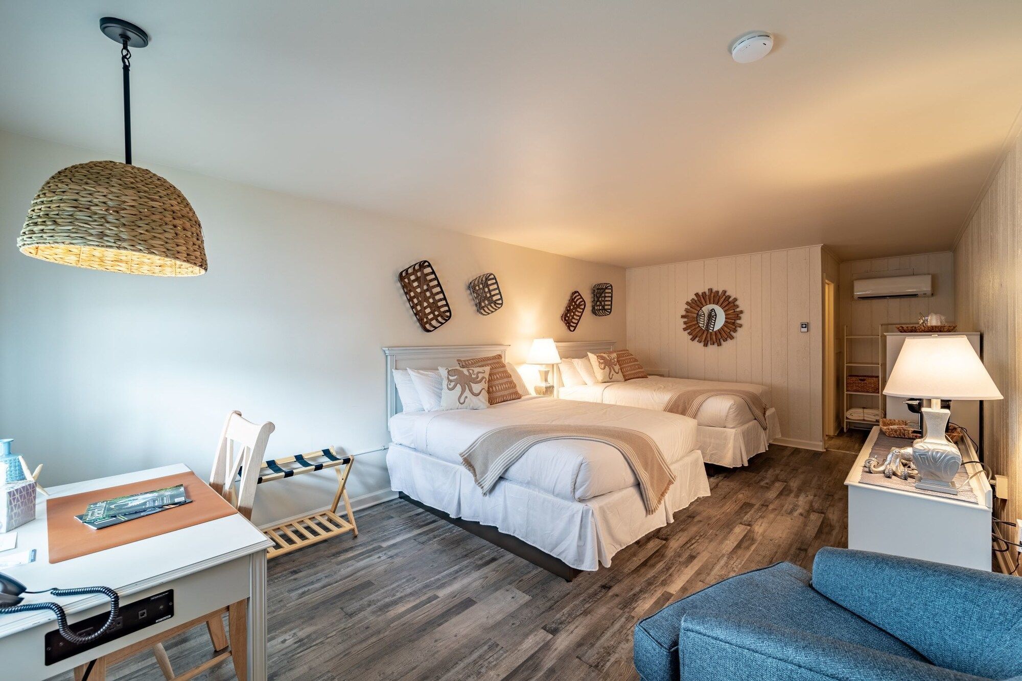 Ocean Glass Inn - Rehoboth Beach - Bedroom