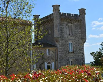 Aux 4 cornes - Chambres d'hôtes - Fontenay-le-Comte - Vista del exterior