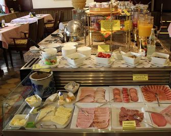 Stadt-Hotel Bartels - Werle - Buffet