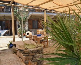 Degirmen Konukevi - Gökçeada - Patio