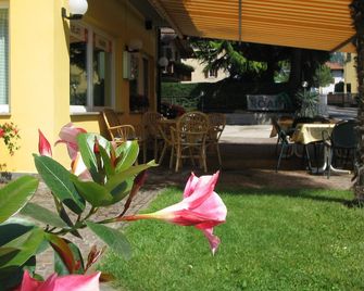 Hotel Toresela Bike am Gardasee - Nago–Torbole - Патіо