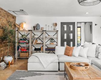 New The Palo Verde Experience Zen-Inspired Resort Oasis - פיניקס - סלון