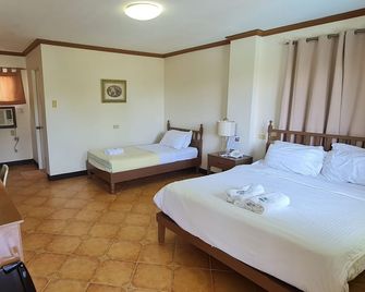 Marvin's Seaside Inn - Naval - Habitación
