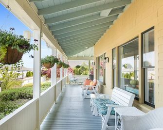 殖民旅館 - 奥剛昆特 - 奧甘奎特 - 陽台