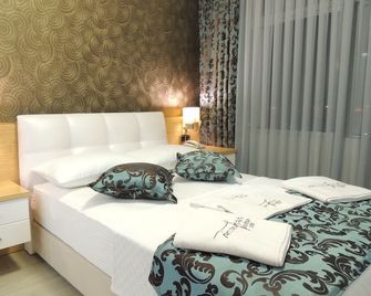 Akcayhan Hotel - Akçay - Bedroom