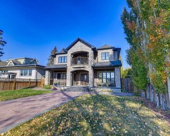 Westmount River Inn - Calgary - Edifício