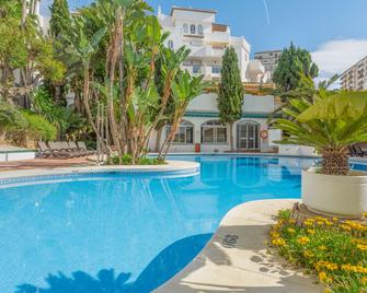 Royal Oasis Club at Pueblo Quinta - Benalmádena - Piscine