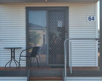 The Sundowner Cabin & Tourist Park - Whyalla - Innenhof