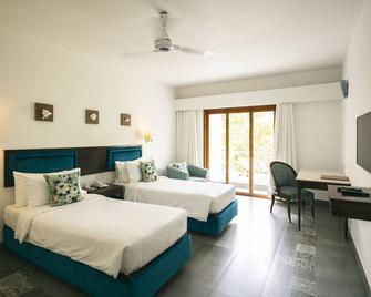 Prainha Resort By The Sea - Dona Paula - Bedroom
