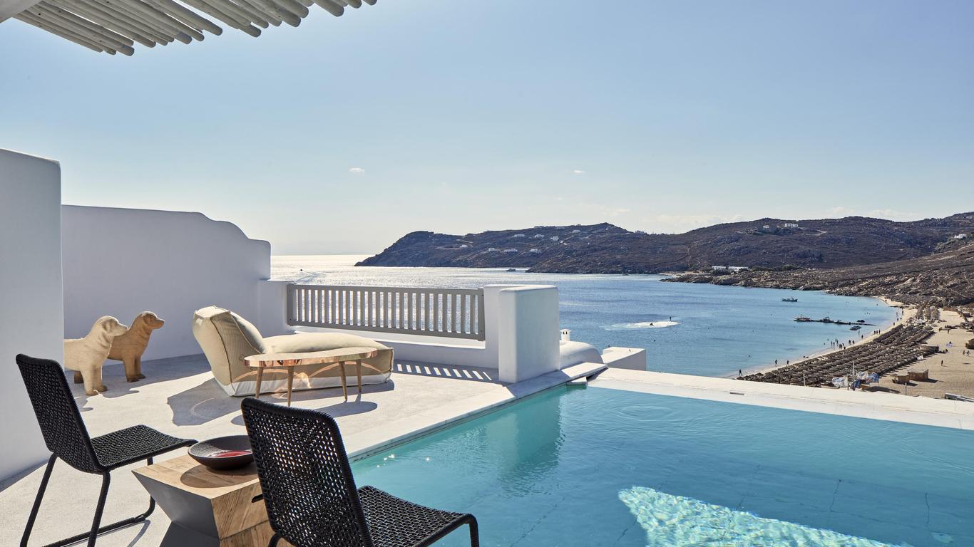 رويال مايكونيان - الفنادق الرائدة في العالم