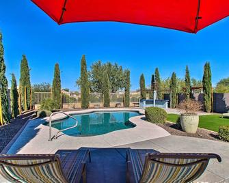 Pool and Covered Patio San Tan Valley Home - San Tan Valley - Pool