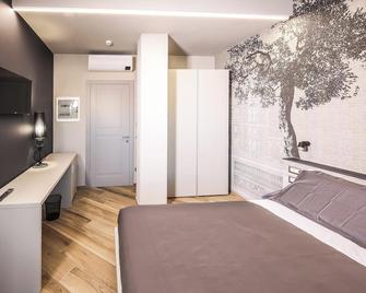 Vicolo Malavolta 7 Rooms and Suites - Pedaso - Habitación