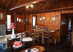 Lake Michigan Log Cabin #4 - Whitehall - Dining room