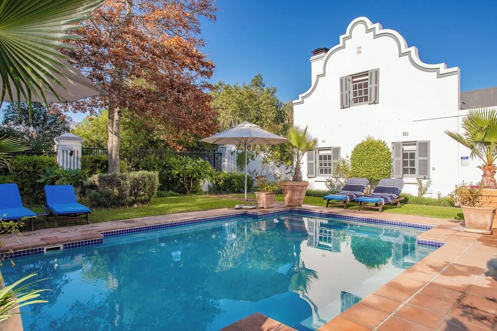 Franschhoek Manor - פרנשהוק - בריכה
