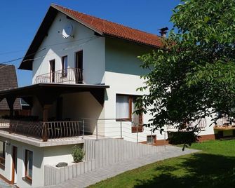 Triple room - Pension Hribernig - Sankt Primus - Building