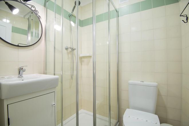 Blue Guide - Vila Nova de Milfontes - Bathroom