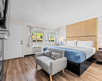 Green Harbor Hotel - Marshfield - Bedroom