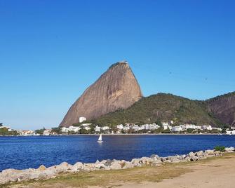 Duplex charmoso - Ótima localização - Rio de Janeiro
