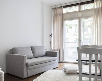 سكند هومز كلوفي أبارتمنتس 2 - هيلسينكي - غرفة معيشة