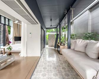 Sala Phuket Mai Khao Beach Resort (Sha Plus+) - Mai Khao - Vardagsrum