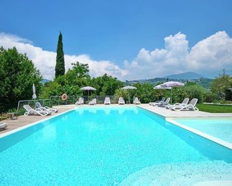 Ristorante Le Rasole - Гарда - Басейн