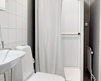 HernöRum Fiskekroken - Centralt och nära E4 - Härnösand - Badkamer