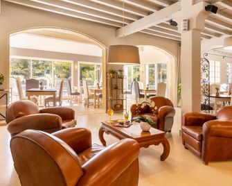 Best Western Le Val Majour - Fontvieille - Salónek