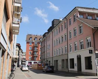 Stay2Night City Center Hostel - Zurich - Cảnh ngoài trời