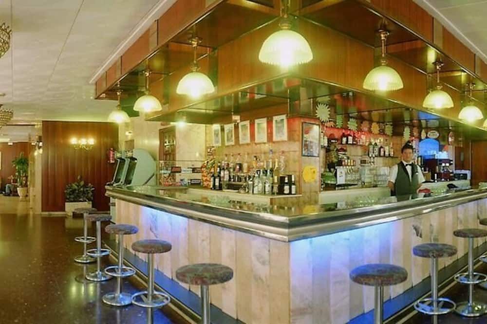 Hotel Continental - קאללה - בר