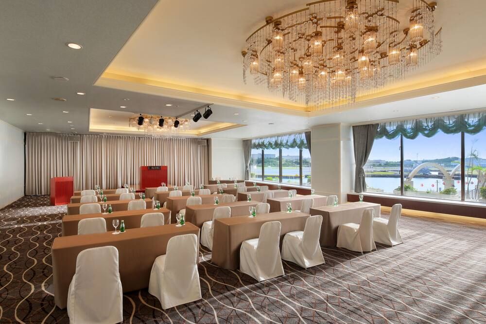 Loisir Hotel Naha - Naha - Møterom