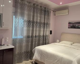 Piraeus Cozy - Studio Apartment, Sleeps 2 - Pireus - Sypialnia