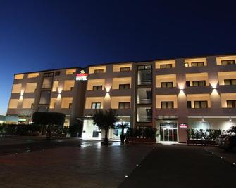 Hotel Briganti - Qualiano - Edificio