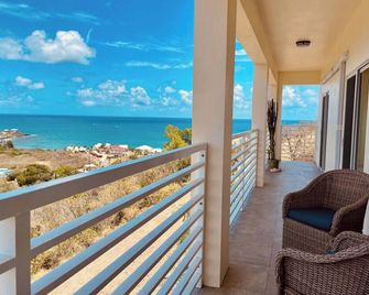J&B’s Oceanview- Sleep 6 - Christiansted - Balcony
