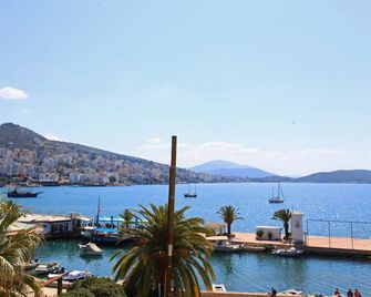 Hotel Real - Sarandë