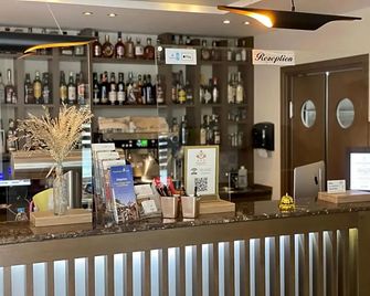 Hotel Post Sindelfingen - Sindelfingen - Bar