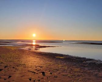 Beach, Sun & Fun! - Beaubassin East