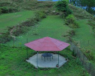 Winterline Gold Resort - Lansdowne