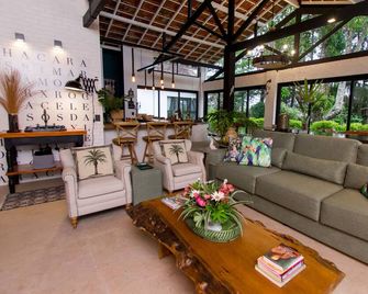 Pousada Chácara Aracê - Petrópolis - Wohnzimmer
