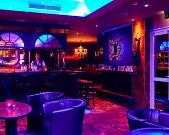 Trihotel Rostock - Wellnesshotel Adults Only - Rostock - Bar