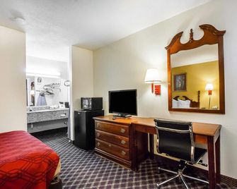 Econo Lodge Dyersburg I-155 - Dyersburg - Slaapkamer