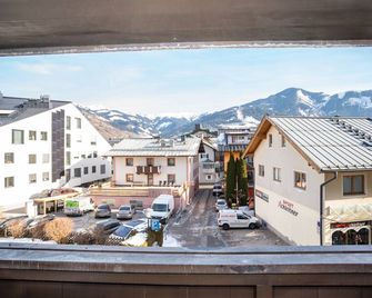 Appartementhaus Aurum - Summercard Included - Zell am See - Balkón