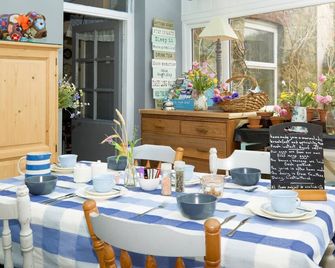 Vine Cottage - B&B - Par - Restaurant