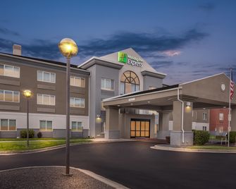 Holiday Inn Express & Suites Ogden By IHG - Ogden - Building