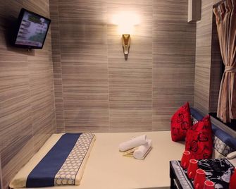Day And Night Hotel - Hostel - Hong Kong - Quarto