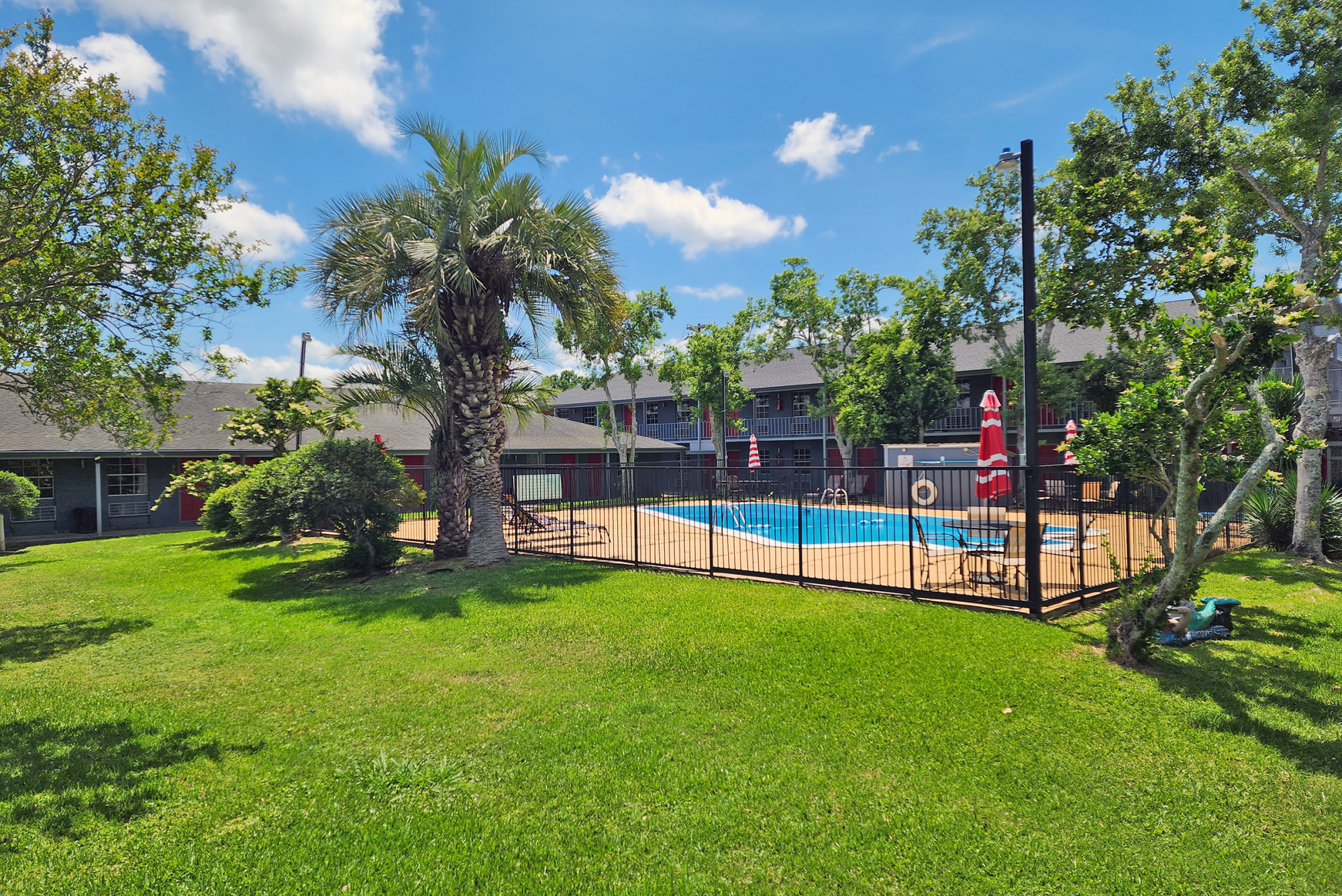 Red Carpet Inn - Houma - Houma - Pool