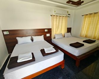 Sree Balaji Grand - Tirupati - Bedroom