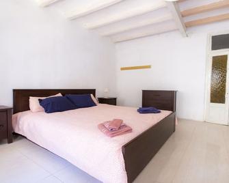 Nice apartment in the historic and commercial center of Reus. - Reus - Habitación