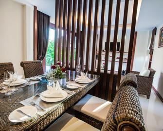T Villa Phuket Nai Yang Beach - Sakhu - Dining room