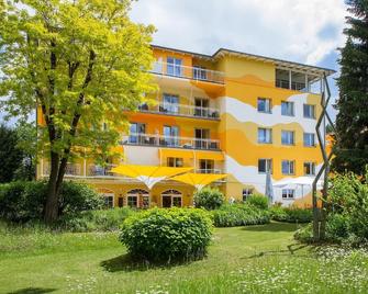 Das Moser - Hotel Garni am See (Adults Only) - Drobollach Am Faakersee - Building
